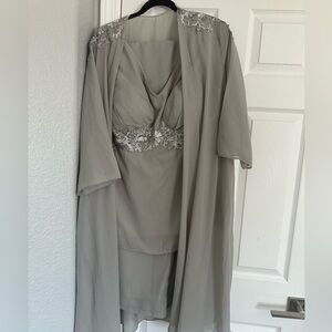 Elegant Gray Three Piece Occasion Outfit Mother of the Bride 18/20